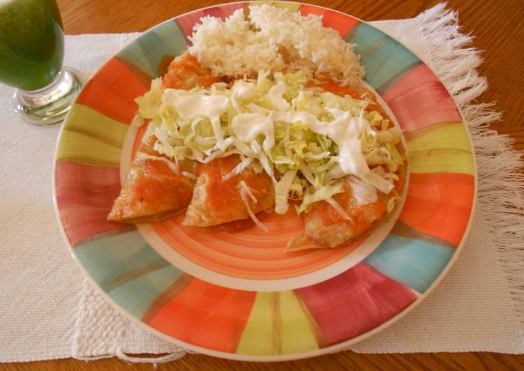 Enchiladas rojas de atún