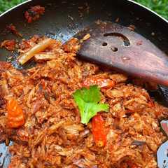 A picture of Sambal Cakalang Asap.
