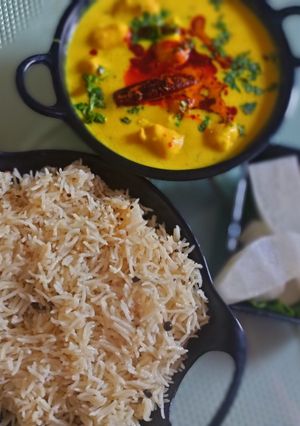कढ़ी चावल (Kadhi chawal recipe in hindi) रेसिपी मुख्य फोटो