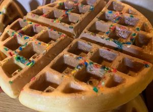 Una foto de Waffles con chispitas 🧇