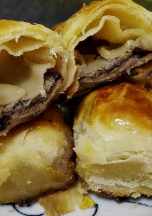 Foto resep Pisang bolen...berasa kek ada puff pastry didalamnya.
