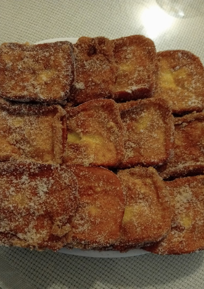 Una foto de Torrijas de azúcar y canela