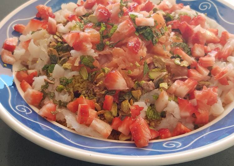 Ensalada de cuscús, naranja, hierbabuena, pistachos y ahumados