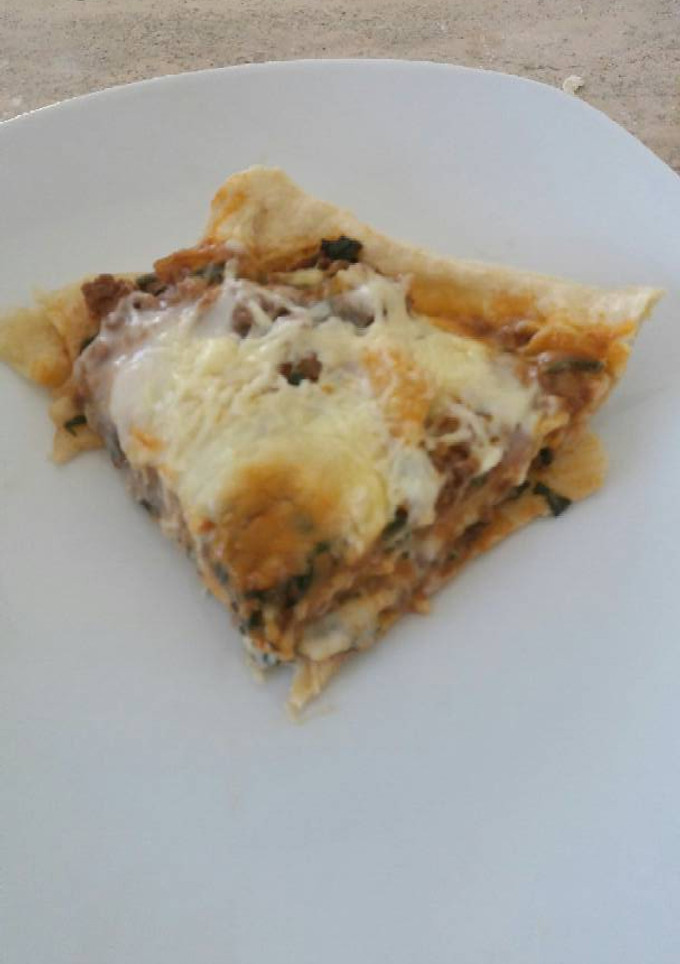 Una foto de Lasagna de carne con fideos echos en casa