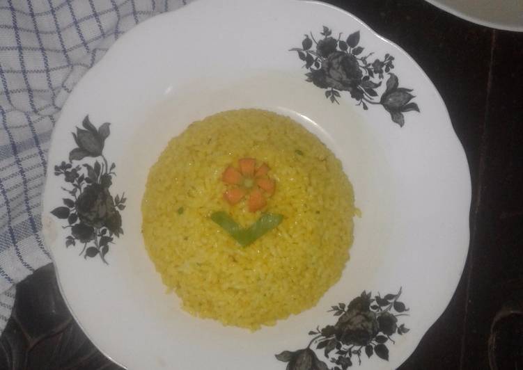 Cara Gampang Menyiapkan Nasi Goreng Kuning 🍛🍂 yang Enak Banget