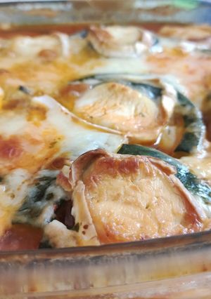 Una foto de Pastel de calabacín y carne picada al horno🍲