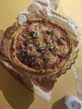 Pizza avec de la pâte brisée🍕
