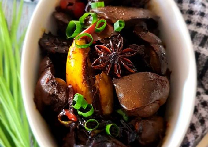 Recipe of Quick Sweet Spiced Chicken Liver in Dark Soy Sauce