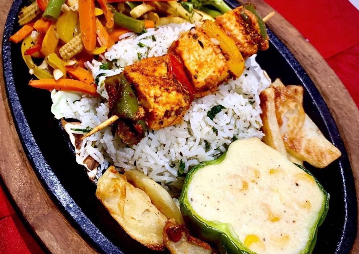 Veg Paneer Shashlik Sizzler