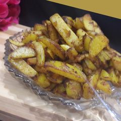 A picture of Lahsuni aalu bhaji.