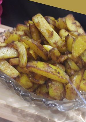 A picture of Lahsuni aalu bhaji.