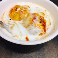 Sweet dahi vada A picture of Sweet dahi vada.