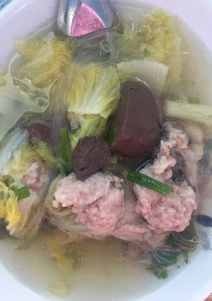 รูปของ ต้มจืดหมูเด้ง ผักกาดขาว วุ้นเส้น