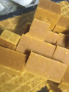 மைசூரு பாகு (mysore Pak Recipe in Tamil) செய்முறை முக்கிய புகைப்படம்
