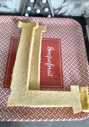 Une photo de Letter cake base génoise