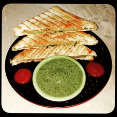 A picture of Veg grilled Sandwich.