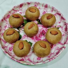 A picture of Aatta Panjiri Ladoo.