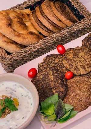 عکسی از دستور کوکو بادمجان با ماست طعم دار