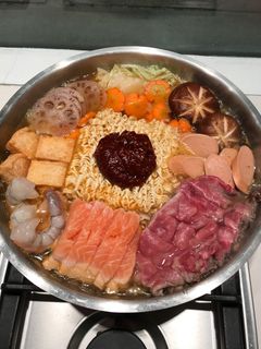 รูปของ หม้อไฟเกาหลี (บูเดชิเกะ)