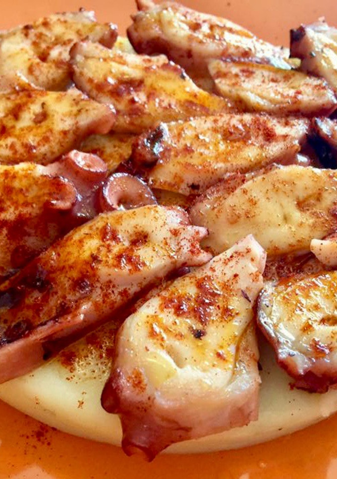 Una foto de 🦑 Mi pulpo a la gallega