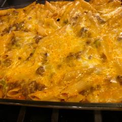 A picture of Ground beef casserole.