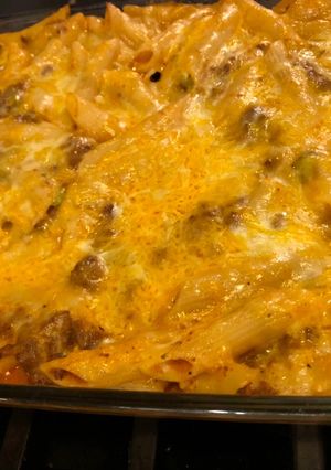 A picture of Ground beef casserole.
