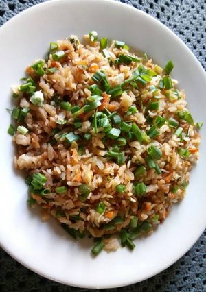 A picture of Chinese flavor pohe.