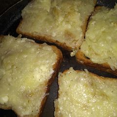 Cheese toast A picture of Cheese toast.