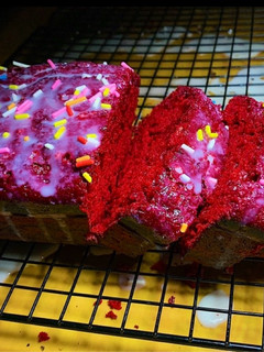 A picture of Red velvet loaf cake(oilbase).