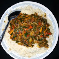 A picture of Kuskus/veggies.