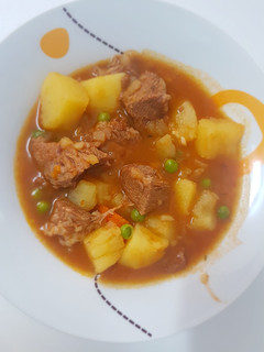 Una foto de Patatas guisadas con carne