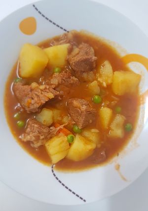 Una foto de Patatas guisadas con carne