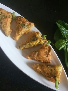 আলুর পুরে পুঁই খিলি (aalu r pur e pui khili recipe in bengali) রেসিপির প্রধান ছবি