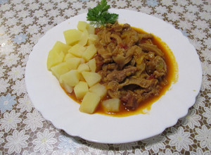 Csülkös pacalpörkölt recept fotója