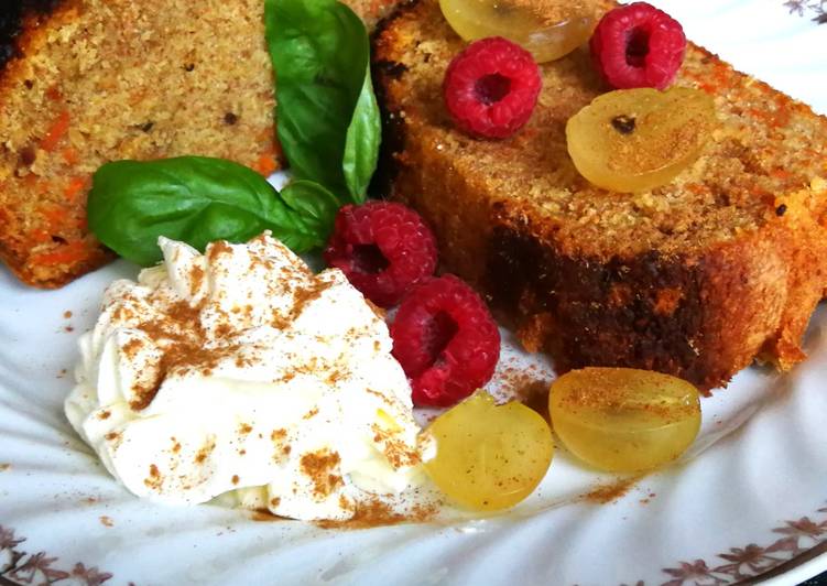 Bizcocho de zanahoria y almendras tostadas
con harina de espelta