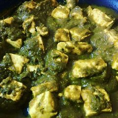 A picture of Paalak Paneer.