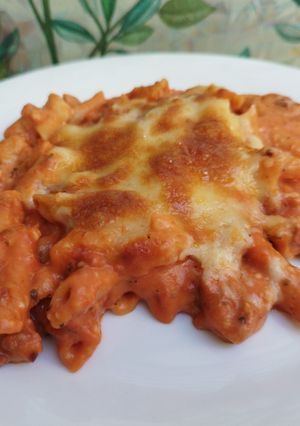 Foto principal de Macarrones gratinados con bechamel