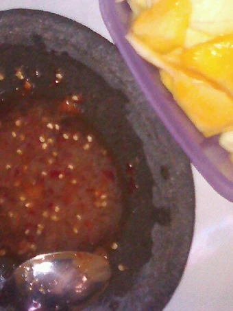 Cara Mudah Membuat Resep Sambal rujak petis madura yang Bisa Manjain Lidah Anti Ribet, Mantap
