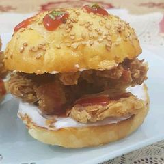A picture of Zinger Burger Recipe.