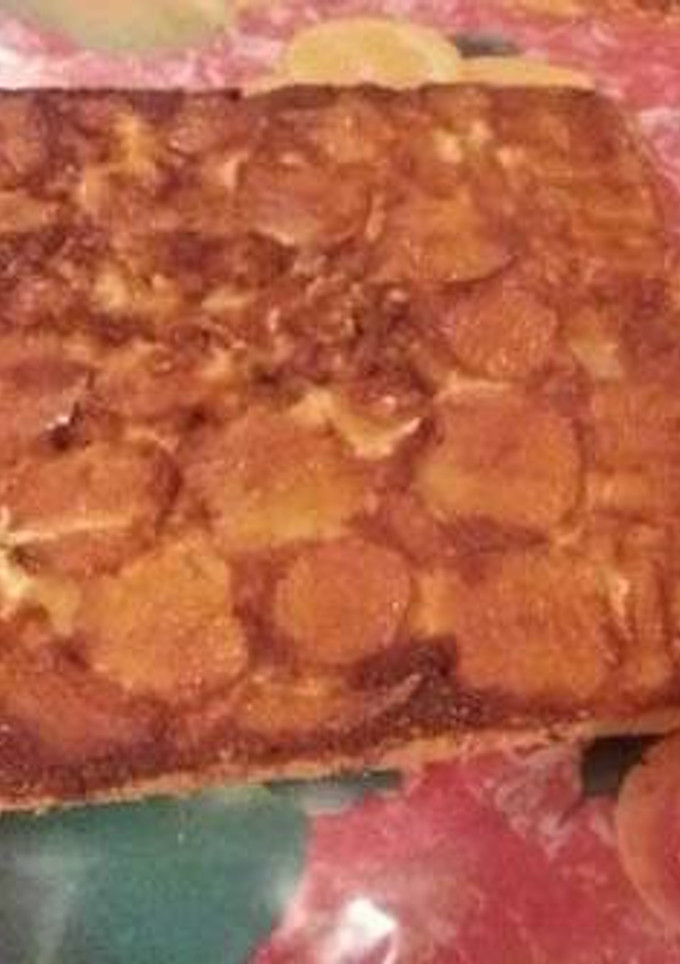 Una foto de Tarta de manzana invertida😋😍
