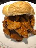 Crockpot BBQ 🍗 Chicken 🐔 Sandwiches 🥪