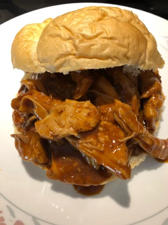 Simple Way Make Recipe Crockpot BBQ 🍗 Chicken 🐔 Sandwiches 🥪 that is Awesome, Appealing}
