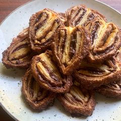 A picture of Cocoa Puff Pastry Biscuits.