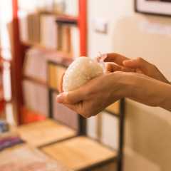 Foto di Onighiri di Tonno e Mayo che più' venduti alla convincente store in Giappone