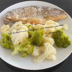 Salt Grilled Trout in Air Fryer with Steamed Vegetables A picture of Salt Grilled Trout in Air Fryer with Steamed Vegetables.