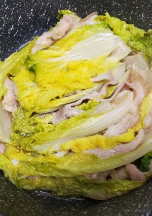 五花肉燉娃娃菜 的食譜成品照片