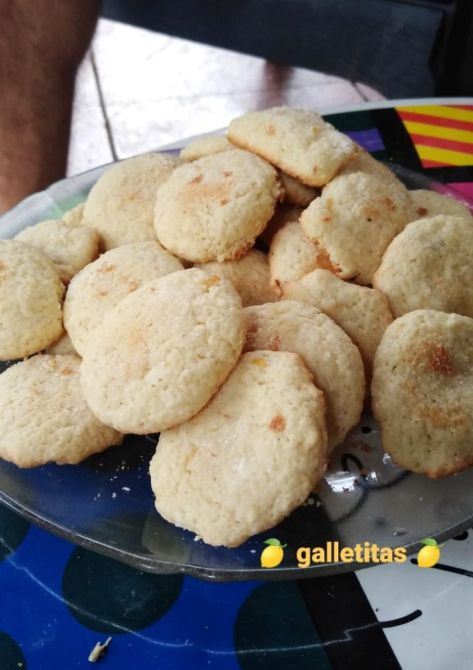 Una foto de Galletitas de limón 🍋