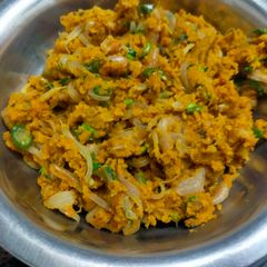 A picture of Jhunka (Maharashtrian Zunka).