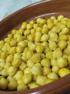 Una foto de 🍲 Garbanzos tostados al curry