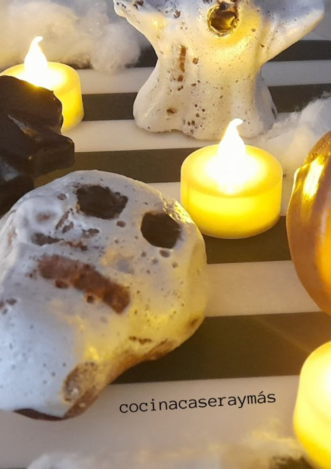 Una foto de Bizcochitos de plátano para Halloween